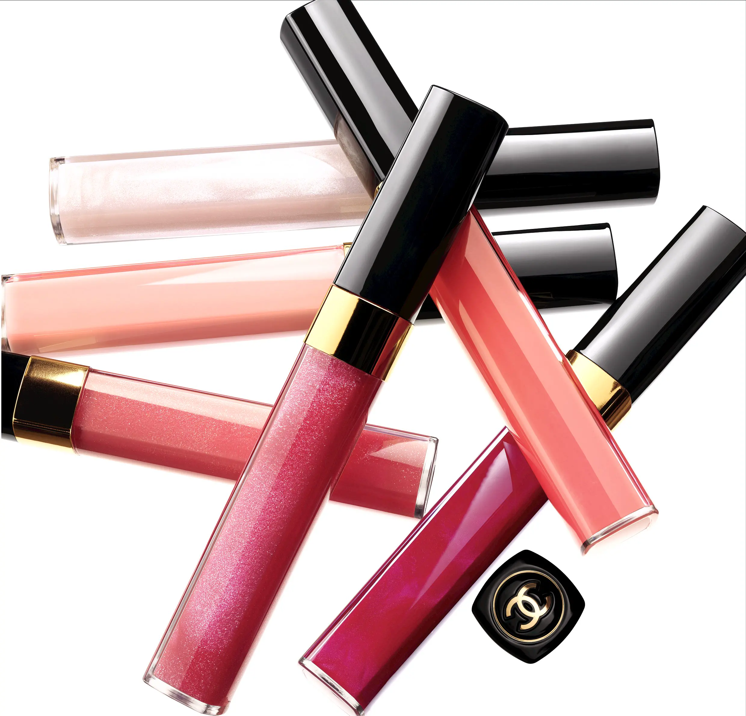 Elle test drives chanel's new universally-flattering red lipsticks